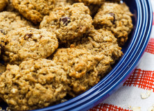 Oatmeal Dark Chocolate Cookies: Made with whole wheat and dark chocolate chips to up the health ante