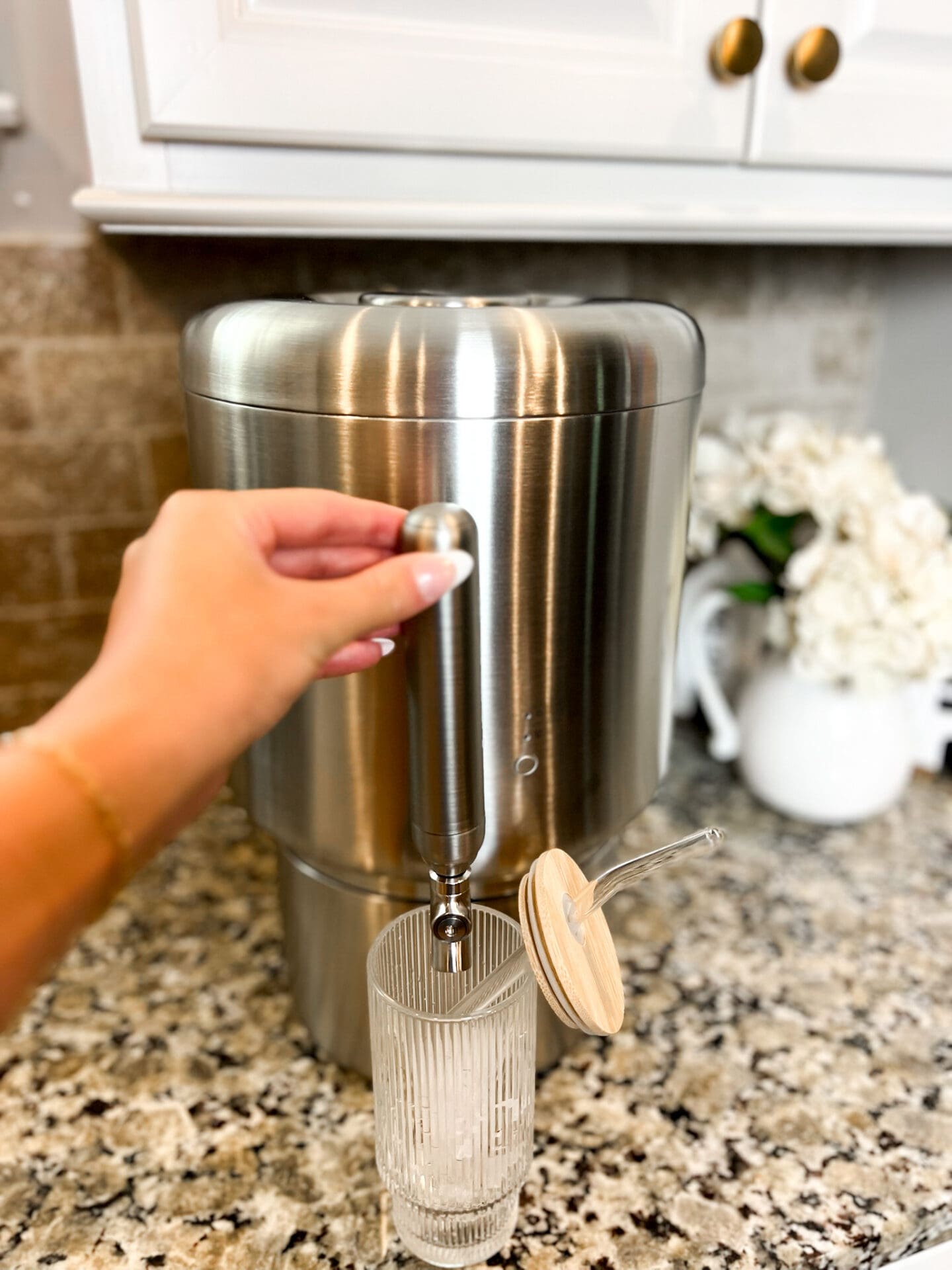 Learn why I switched to the Best Countertop Water Filter for PFAS, microplastics & more—clean, mineral-rich water without plastic. 