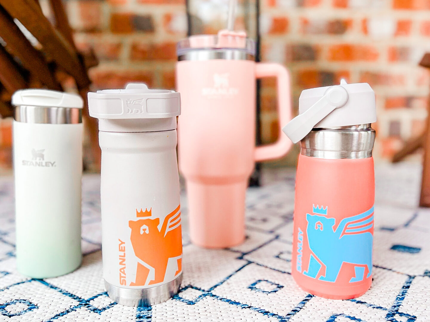 Basketball Mom Water Bottle Gift - Large Insulated Water Bottle with S –  Brooke & Jess Designs - 2 Sisters Helping You Celebrate Your Favorite People