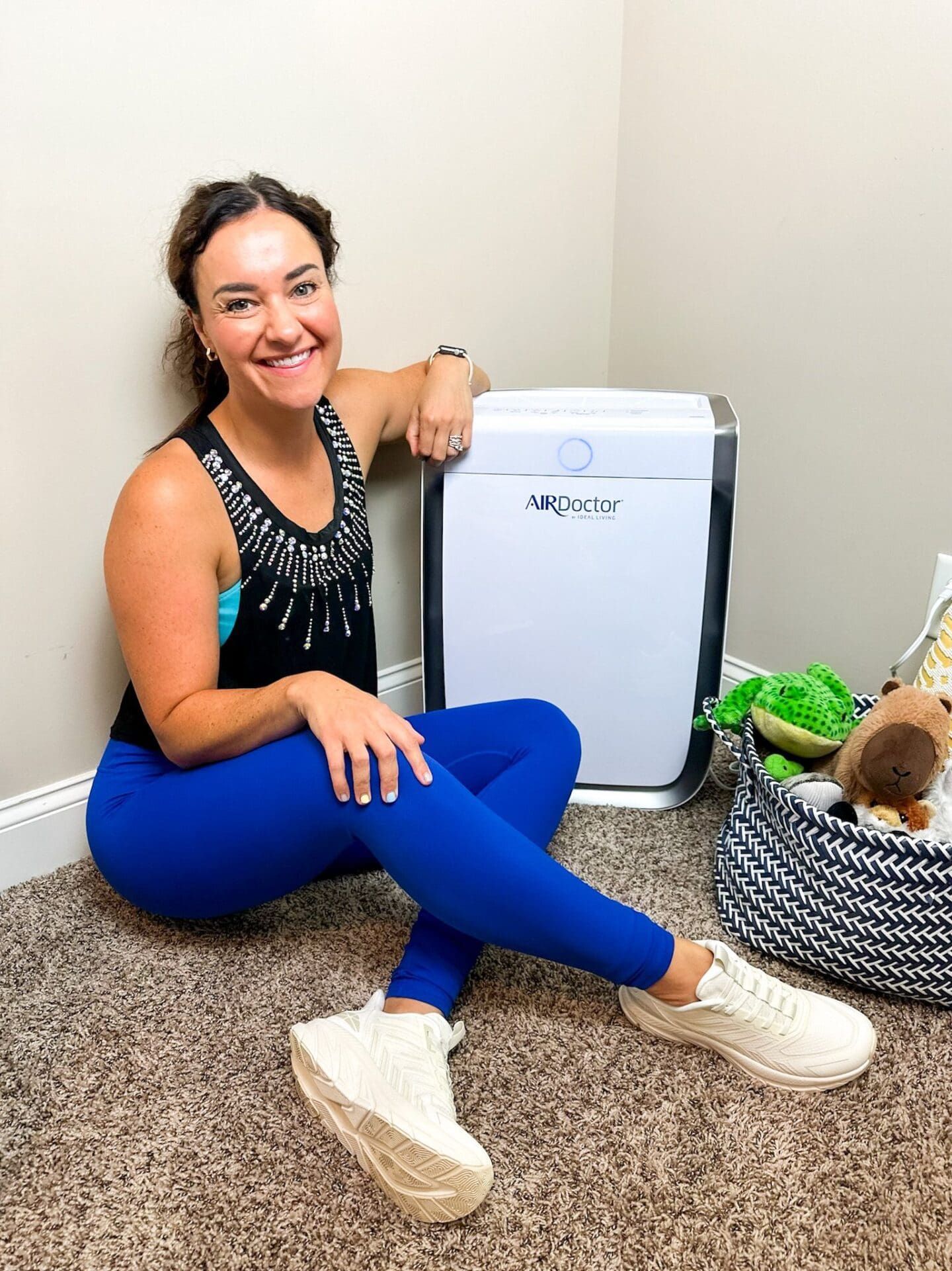 Birmingham blogger + podcaster, Healthy By Heather Brown, shares why clean air in your home matters, with AirDoctor air purifier.