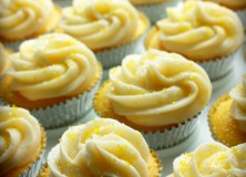 Lemon Cream Cheese Cupcake