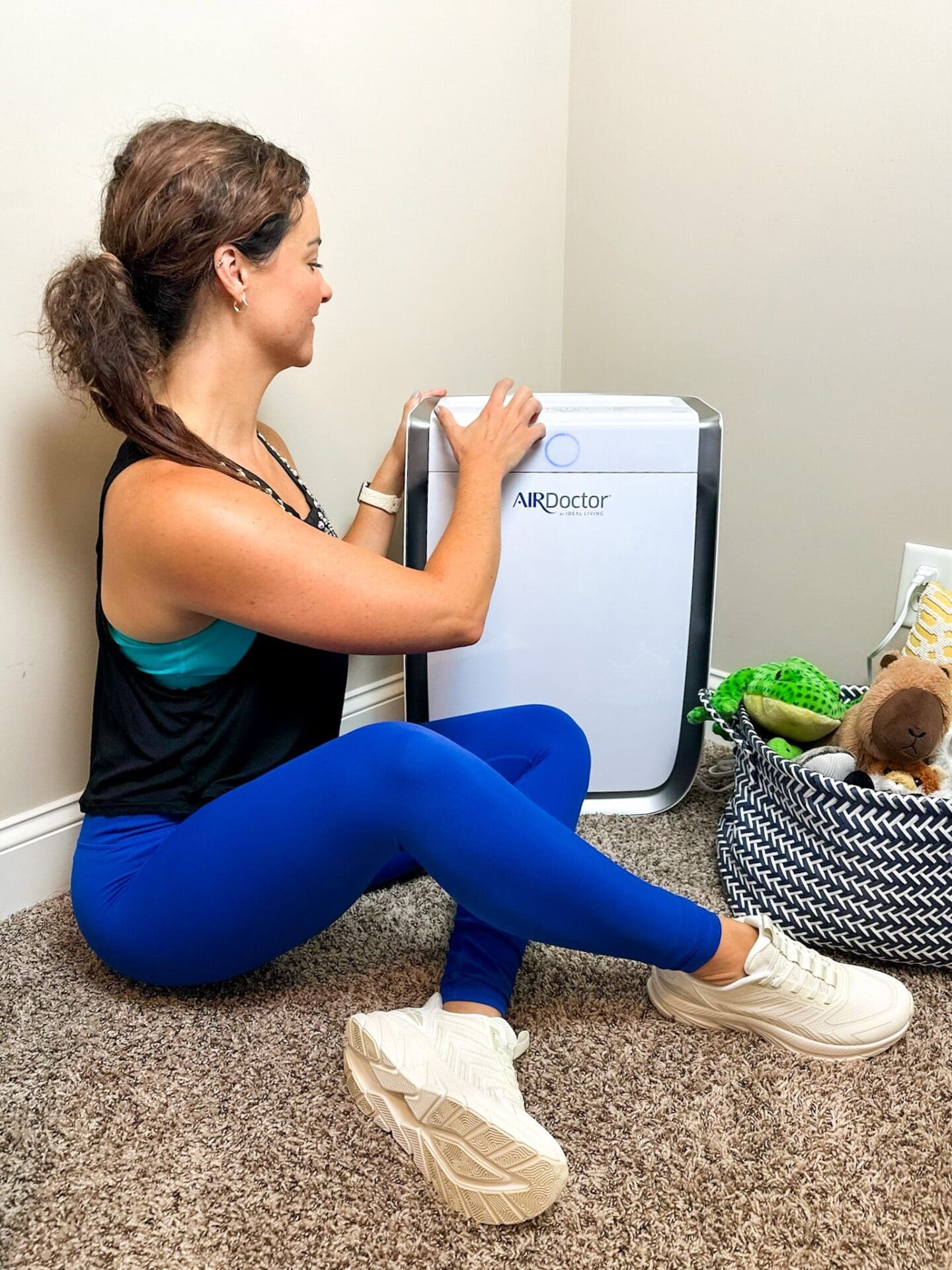 Birmingham blogger + podcaster, Healthy By Heather Brown, shares why clean air in your home matters, with AirDoctor air purifier.